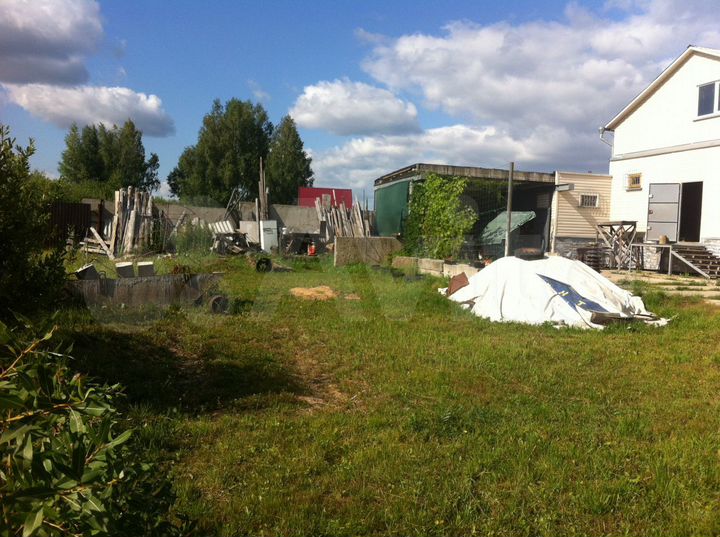 Дом 200 м² на участке 17 сот.