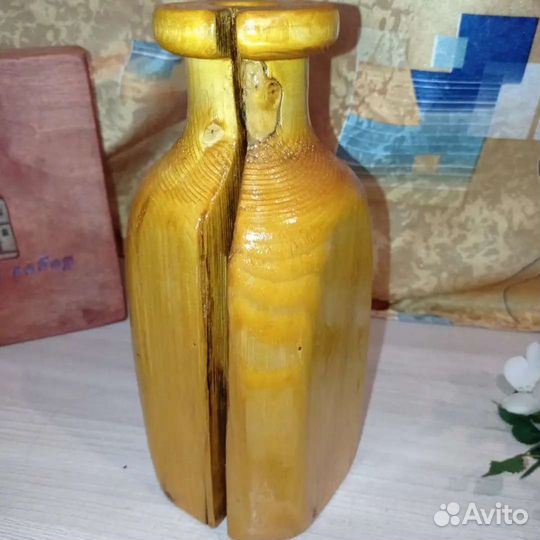 Ваза из дерева для сухостоя