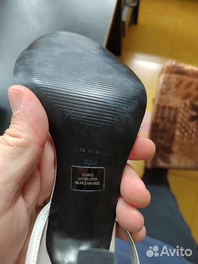 Босоножки guess