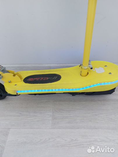Электросамокат с сиденьем бу