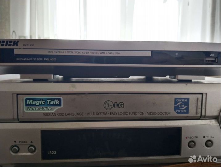 Видеомагнитофон lg