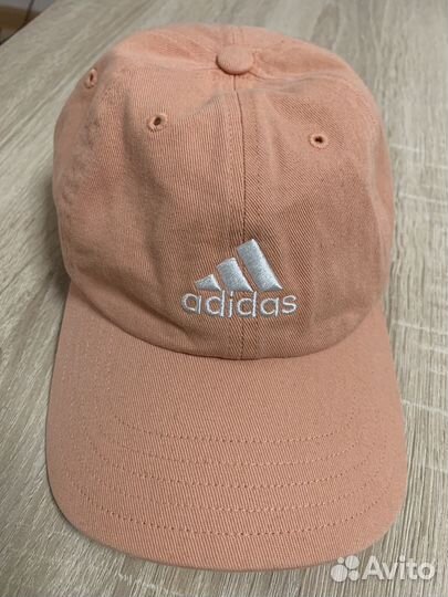 Бейсболка adidas, тракер