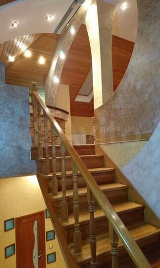 Дом 200 м² на участке 4 сот.