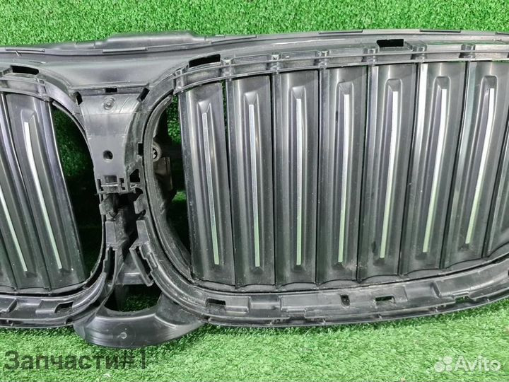 Решетка радиатора BMW 7er G11 G12 (2015-2019)