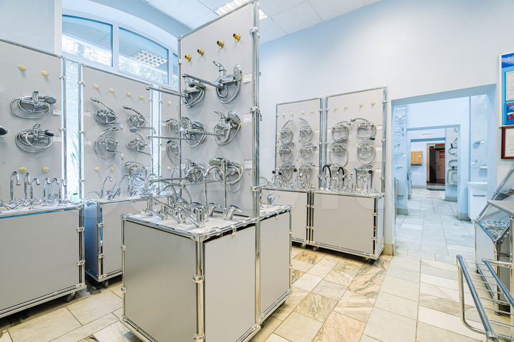 Свободного назначения, 151.8 м²