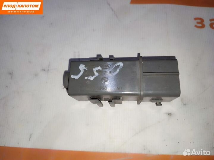 Реле накала свечей Kia Sportage 4 2016 368302F760