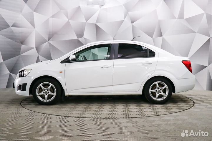 Chevrolet Aveo 1.6 AT, 2013, 110 000 км