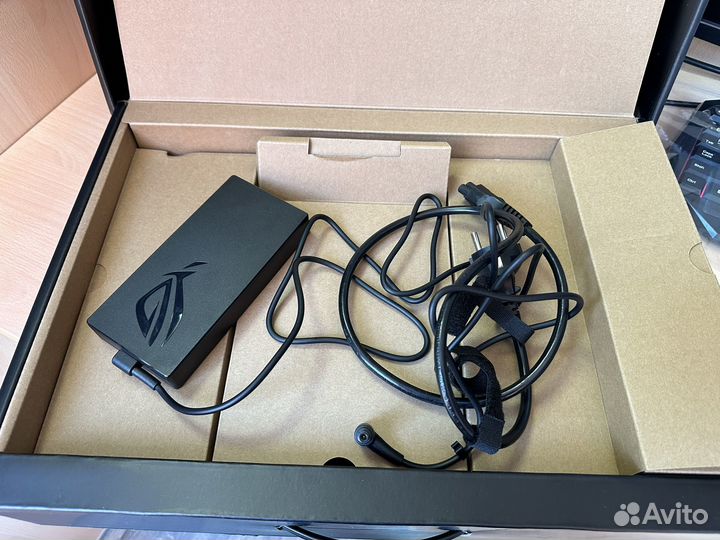 Игровой Asus Rog strix g513RC Ryzen 7 6800H RTX