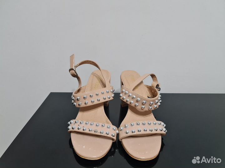 Босоножки женские 40 размер