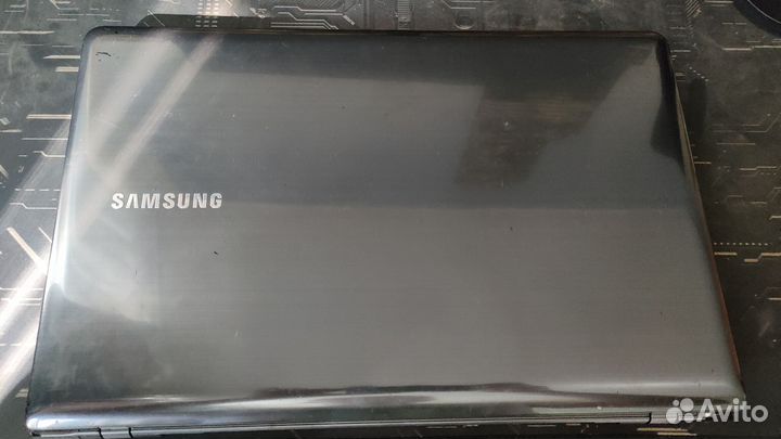 Ноутбук samsung (на запчасти)