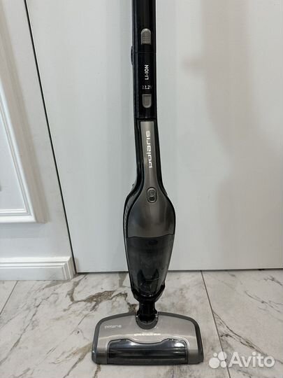 Пылесос Polaris вертикальный