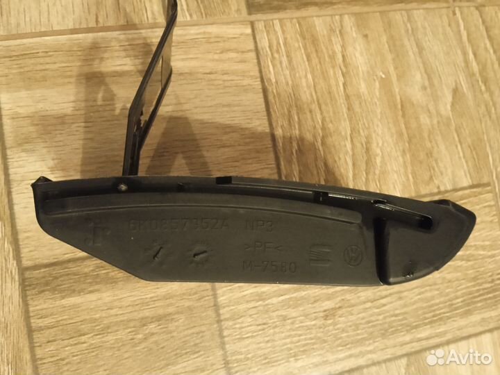 Пепельница в центральной консоли Seat Cordoba