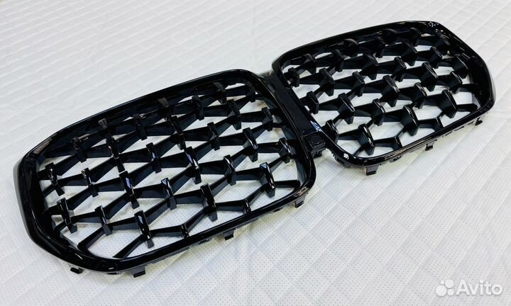 Решетка радиатора diamond black на BMW X5 G05