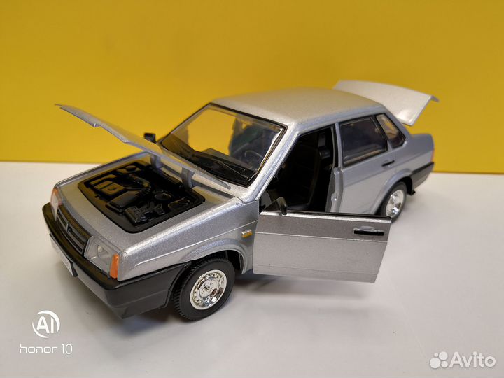 Ваз 21099 в масштабе 1/24 18.5 см Технопарк