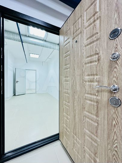 Офис с водой 27м² из двух помещений