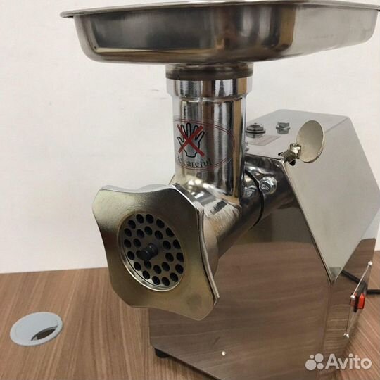 Мясорубка из нержавеющей стали - профи (новая)