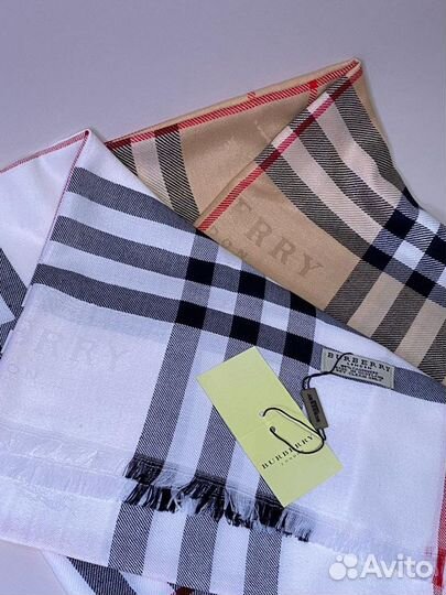 Палантин (платок, шарф) burberry Luxe