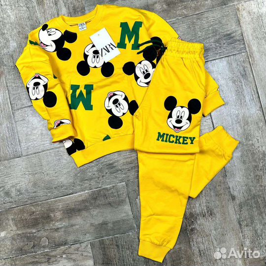 Одежда для девочек и мальчиков