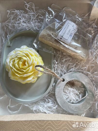 Наборы подарочные на 8 марта