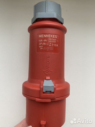 Вилка силовая mennekes 3P+N+E 415В 16А IP44
