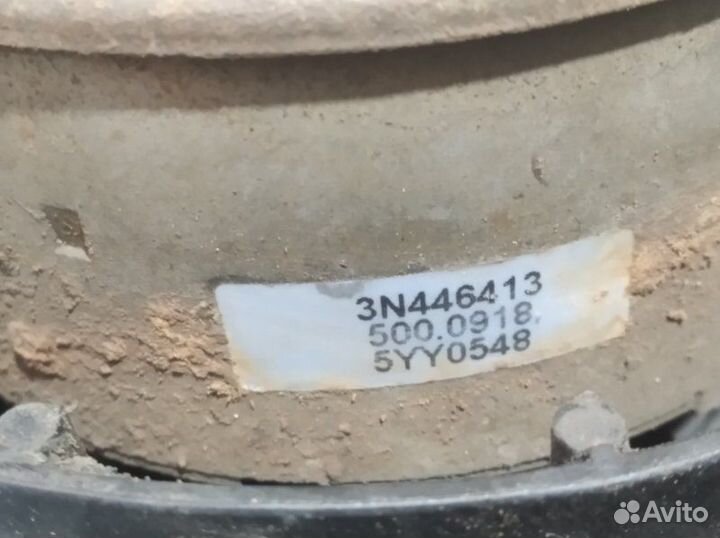 Вентилятор охлаждения радиатора Renault Duster