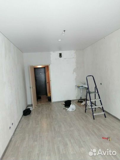 Шпаклевка / Поклейка обоев / покраска