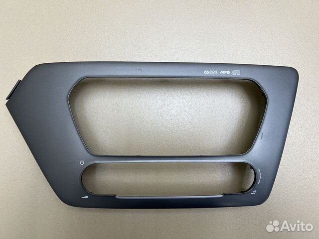 Рамка магнитолы Kia Rio 3