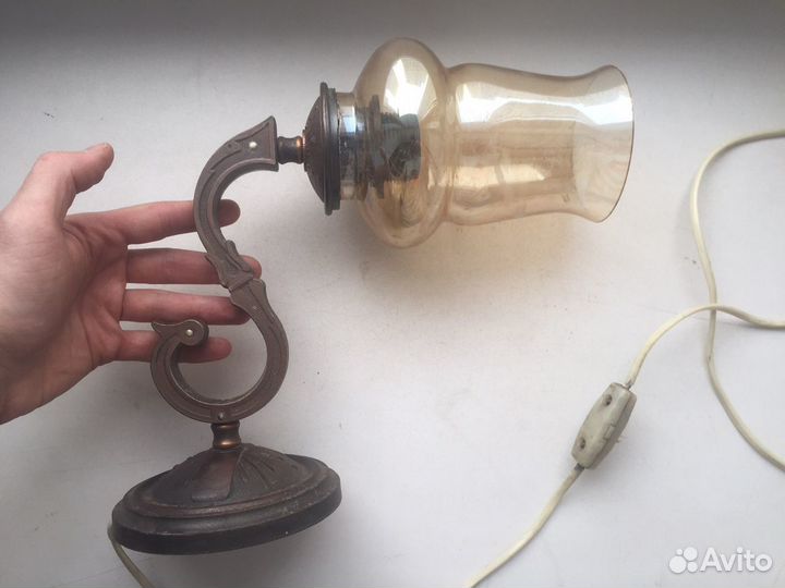 Старинная настенная лампа