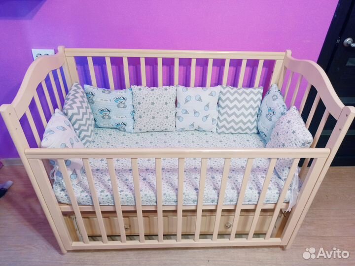 Кроватка-маятник Лель+матрас+подушки-борты.Привезу