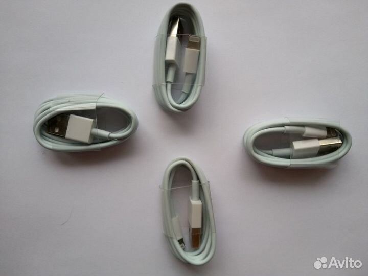 Lightning кабель и зарядка iPhone iPad новый