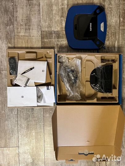 Робот пылесос philips smart pro easy fc8792