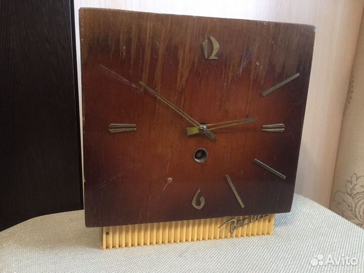 Часы весна СССР ретро коллекция