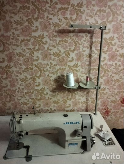 Швейная машина juck