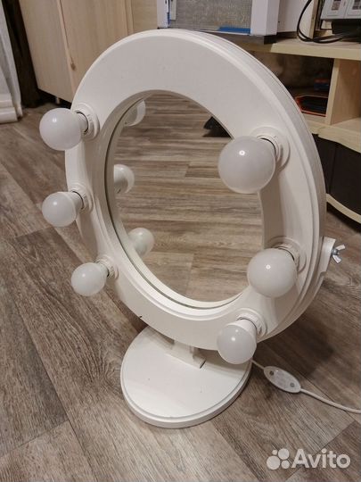 Зеркало с подсветкой