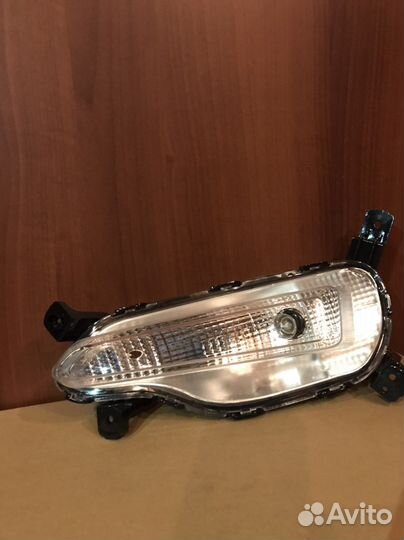 Противотуманка правая на Hyundai Solaris 2