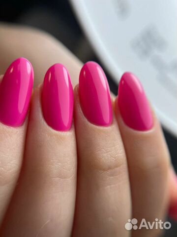 Маникюр и педикюр