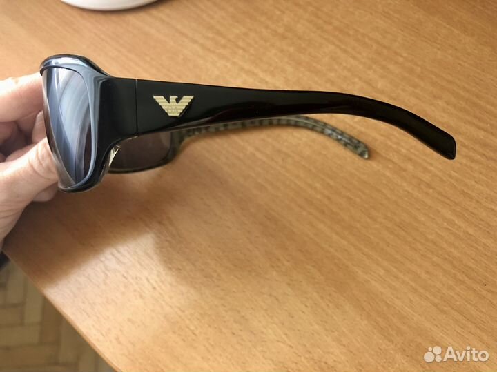 Солнцезащитные очки Emporio Armani