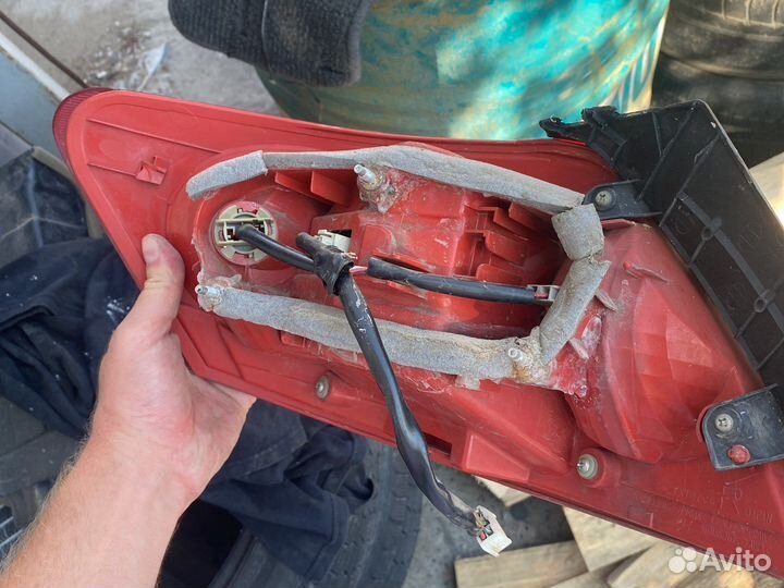 Задние фонари Toyota Mark X Grx120