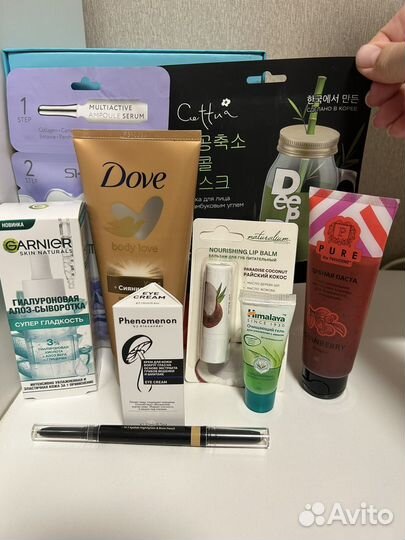 Набор косметики новый, пакетом