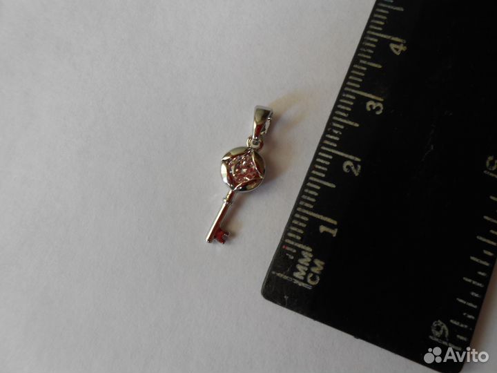 Маленькие подвески