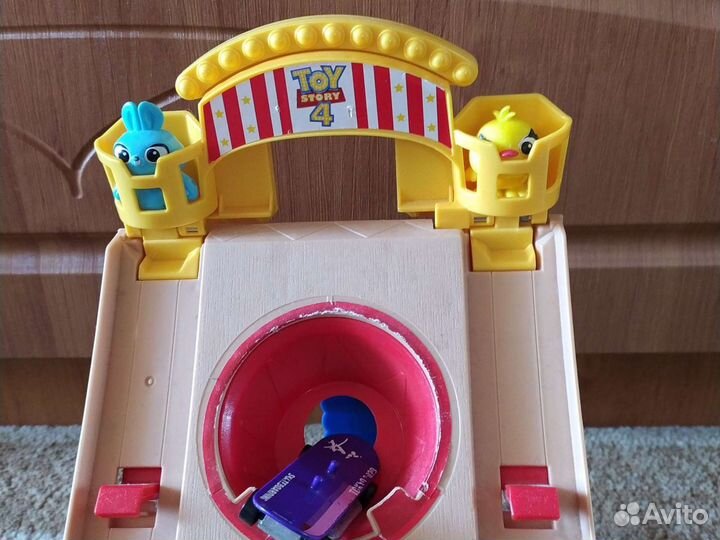 Hot wheels трек toy story 4