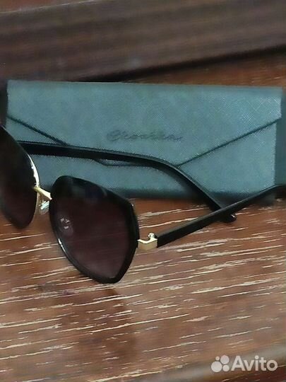 Солнцезащитные очки Эконика