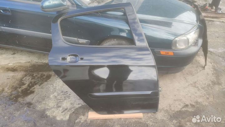 Дверь задняя правая Peugeot 308