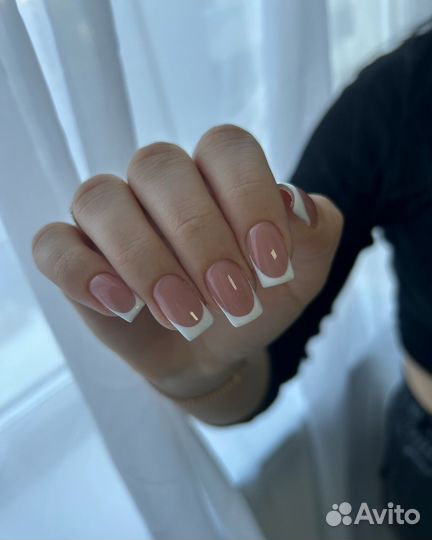 Маникюр/педикюр