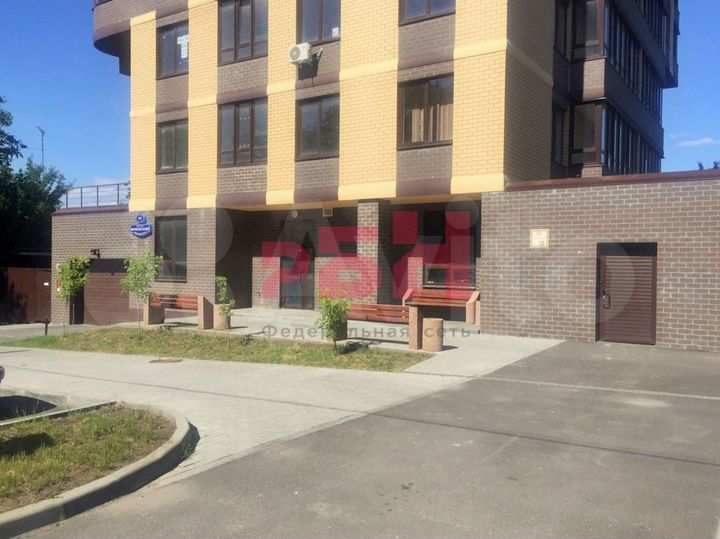 Торговое в ЖК с изолированным входом 187 кв.м