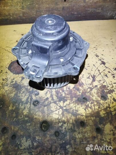 Моторчик печки Шевроле Лачетти