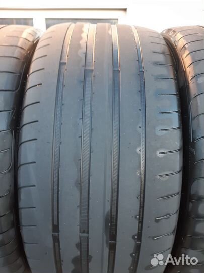 Goodyear Eagle F1 Asymmetric 5 275/35 R22 и 315/30 R22 104V