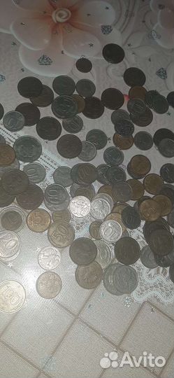 Продаю монеты