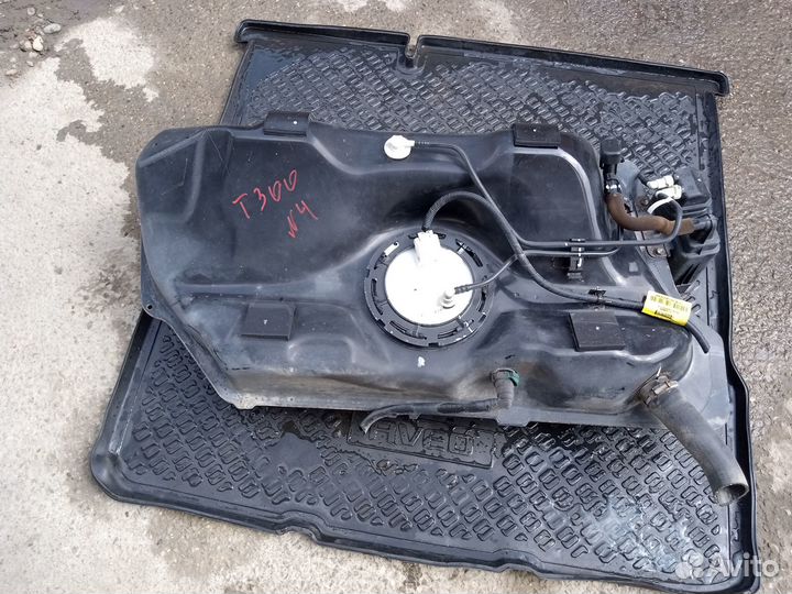 Топливный бак Chevrolet Aveo T300