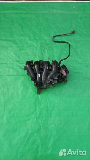 Впускной коллектор Мазда Bk 2006-2009 2 л LF